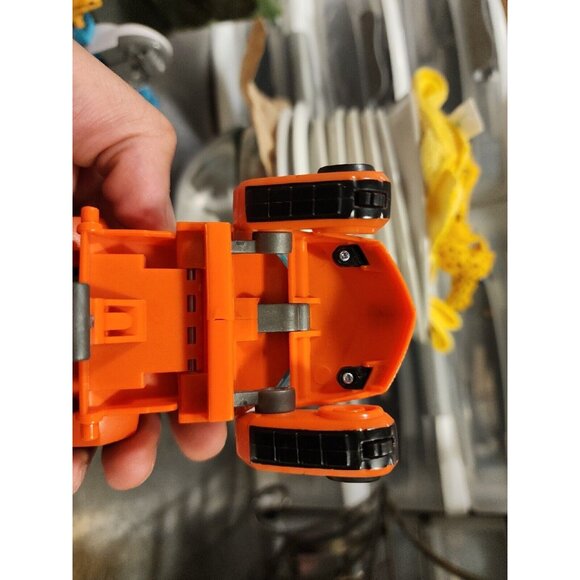 Transformers Animated '08 Deluxe Class Cybertron Ironhide Ratchet Parts Only See - Picture 14 of 16